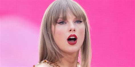 Jason Kelce Spills On Why He Started ‘Tearing Up’ During Taylor .